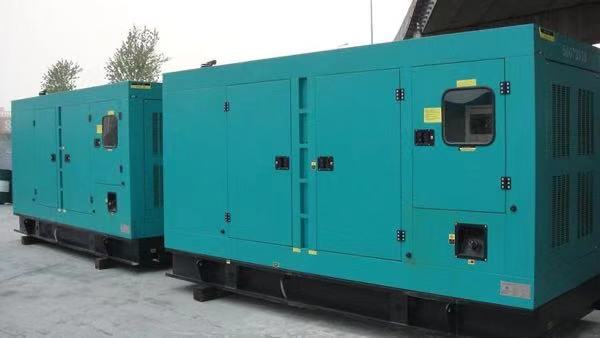 通辽康明斯400kw大型柴油二手发电机组